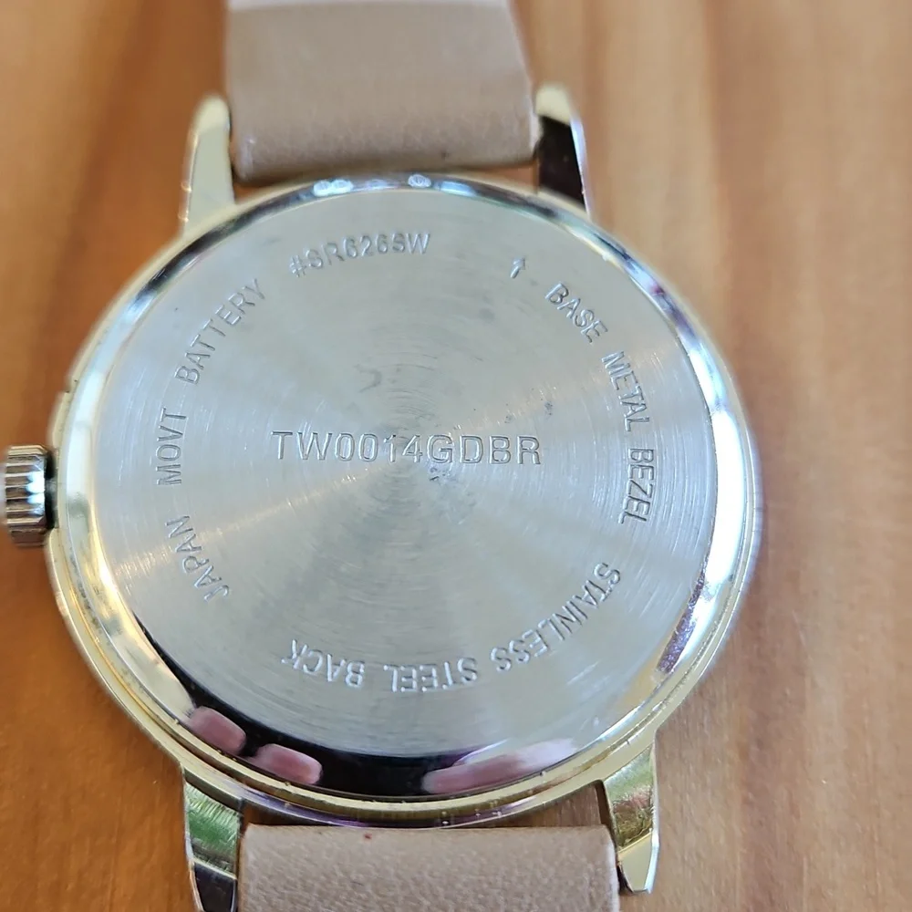 Time & Tru Ladies 34mm Gold Tone Etched Dial Adjustable Brown Strap Watch